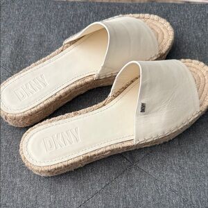 DKNY Women's Cream Espadrille Slides